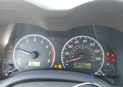 2010 Toyota Corolla Le z USA, uszkodzony, nr VIN 2T1BU4EE2AC228940